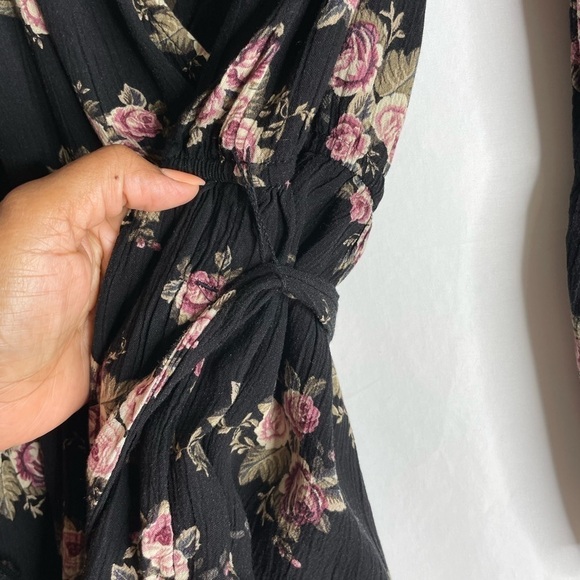 𝅺American Eagle Outfitter’s jumpsuit Rompers - Picture 5 of 13